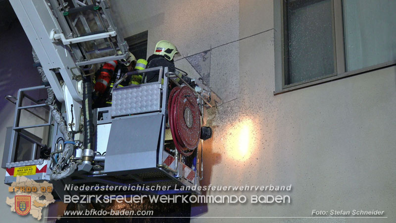 20250605_Nächtlicher Brand beim ARKADIA Traiskirchen  Foto: Stefan Schneider BFKDO BADEN