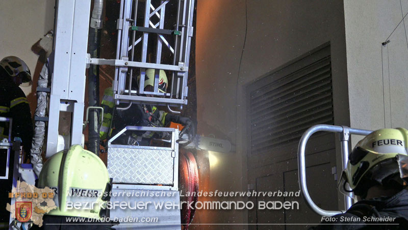 20250605_Nächtlicher Brand beim ARKADIA Traiskirchen  Foto: Stefan Schneider BFKDO BADEN
