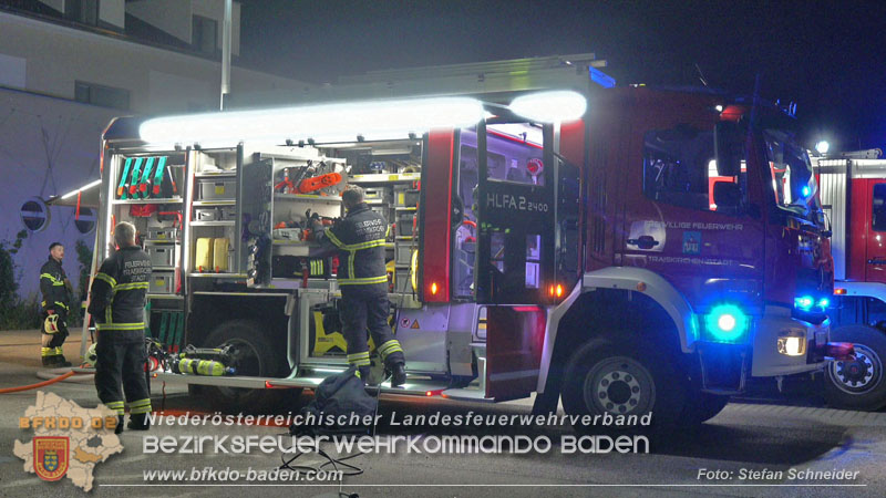 20250605_Nächtlicher Brand beim ARKADIA Traiskirchen  Foto: Stefan Schneider BFKDO BADEN