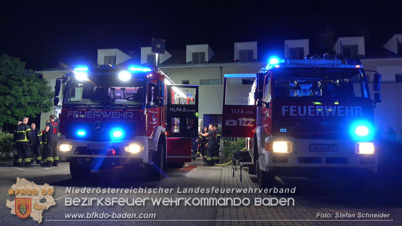 20250605_Nächtlicher Brand beim ARKADIA Traiskirchen  Foto: Stefan Schneider BFKDO BADEN