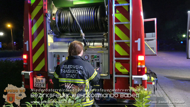 20250605_Nächtlicher Brand beim ARKADIA Traiskirchen  Foto: Stefan Schneider BFKDO BADEN