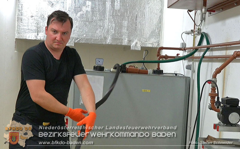 20250613_Feuerwehreinsatz wegen Gebrechen in Tankanlage fuer ein Notstromaggregat  Foto: Stefan Schneider BFKDO BADEN
