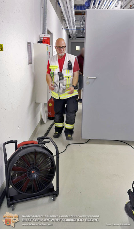 20250613_Feuerwehreinsatz wegen Gebrechen in Tankanlage fuer ein Notstromaggregat  Foto: Stefan Schneider BFKDO BADEN