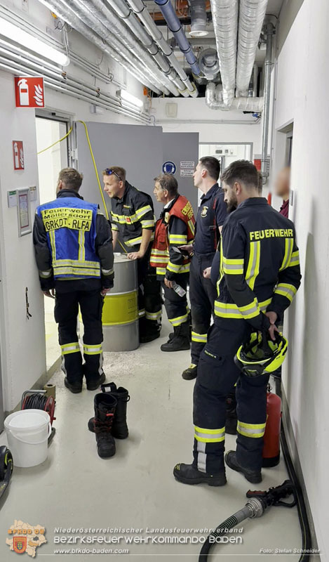 20250613_Feuerwehreinsatz wegen Gebrechen in Tankanlage fuer ein Notstromaggregat  Foto: Stefan Schneider BFKDO BADEN