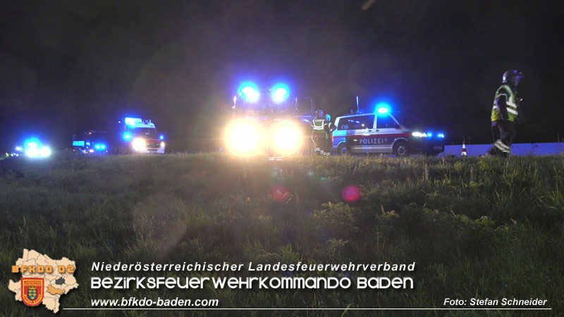 20250701_Nächtlicher Unfall auf der A2 beim Knoten Guntramsdorf Foto: Stefan Schneider BFKDO BADEN