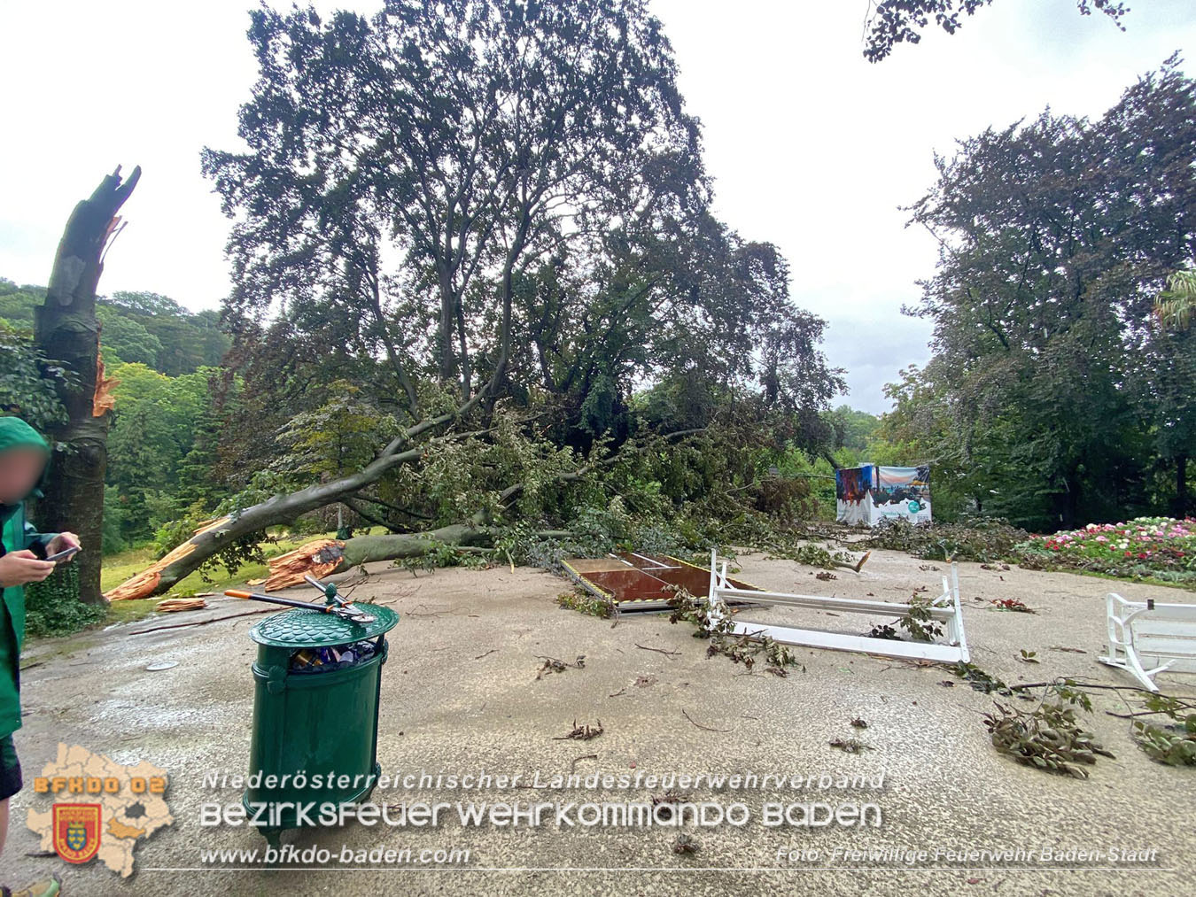 20250707_Der Tag nach dem Unwetter über der Stadt im Kurpark BADEN