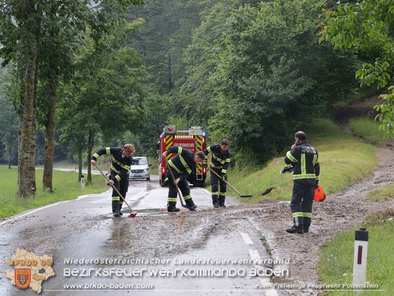 20250712_Unwetterschäden blockieren Passstraße über den Hals" Foto: ASB Markus Hackl FF Pottenstein 20250712_Unwetterschäden blockieren Passstraße über den Hals" Foto: ASB Markus Hackl FF Pottenstein