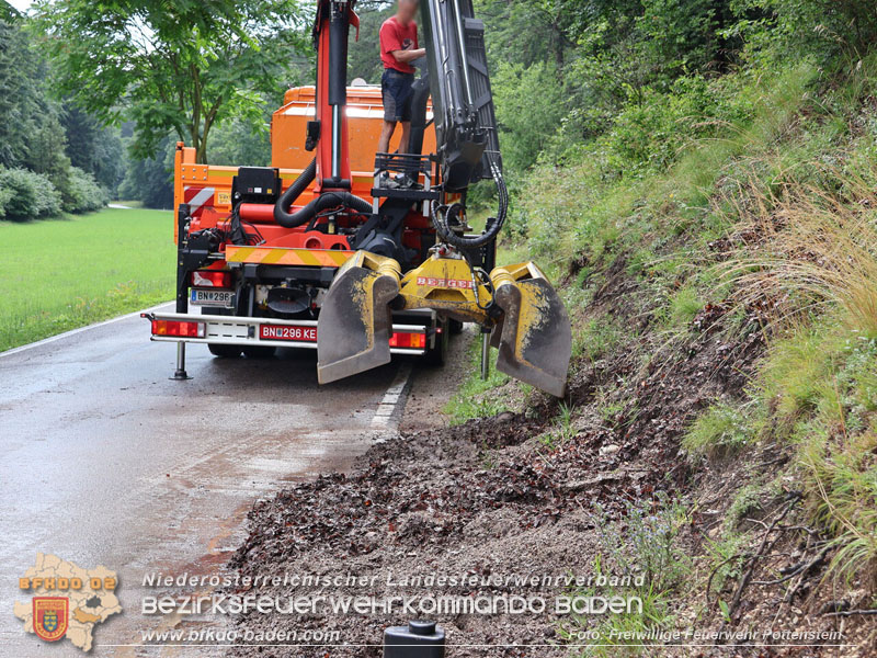 20250712_Unwetterschäden blockieren Passstraße über den Hals" Foto: ASB Markus Hackl FF Pottenstein 20250712_Unwetterschäden blockieren Passstraße über den Hals" Foto: ASB Markus Hackl FF Pottenstein