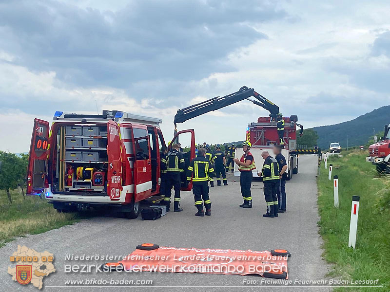 20250716_Drohneneinsatz nach Verkehrsunfall auf der Weinbergstrasse bei Baden Foto: FF Baden-Leesdorf 20250716_Drohneneinsatz nach Verkehrsunfall auf der Weinbergstrasse bei Baden Foto: FF Baden-Leesdorf