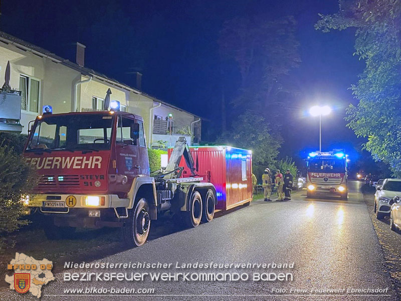 20250723_Brand griff auf Wohnung ueber in Mitterndorf an der Fischa Foto: FF Ebreichsdorf 20250723_Brand griff auf Wohnung ueber in Mitterndorf an der Fischa Foto: FF Ebreichsdorf