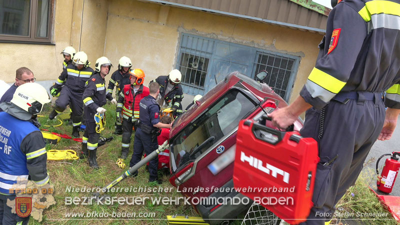 20250723_Verkehrsunfall in Bad Vöslau  Foto: Stefan Schneider BFKDO BADEN