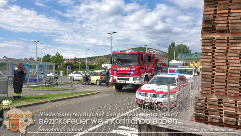 20250723_Verkehrsunfall in Bad Vöslau  Foto: Stefan Schneider BFKDO BADEN