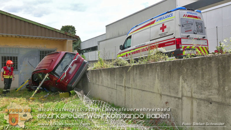 20250723_Verkehrsunfall in Bad Vöslau  Foto: Stefan Schneider BFKDO BADEN