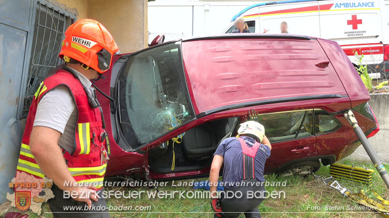 20250723_Verkehrsunfall in Bad Vöslau  Foto: Stefan Schneider BFKDO BADEN