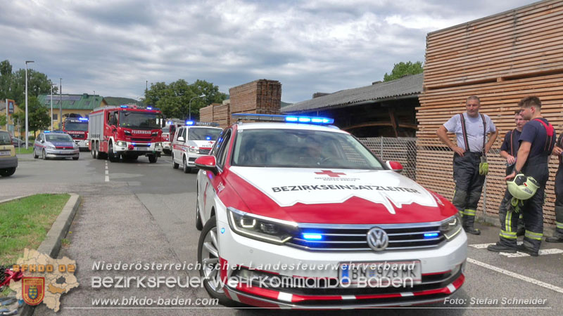20250723_Verkehrsunfall in Bad Vöslau  Foto: Stefan Schneider BFKDO BADEN
