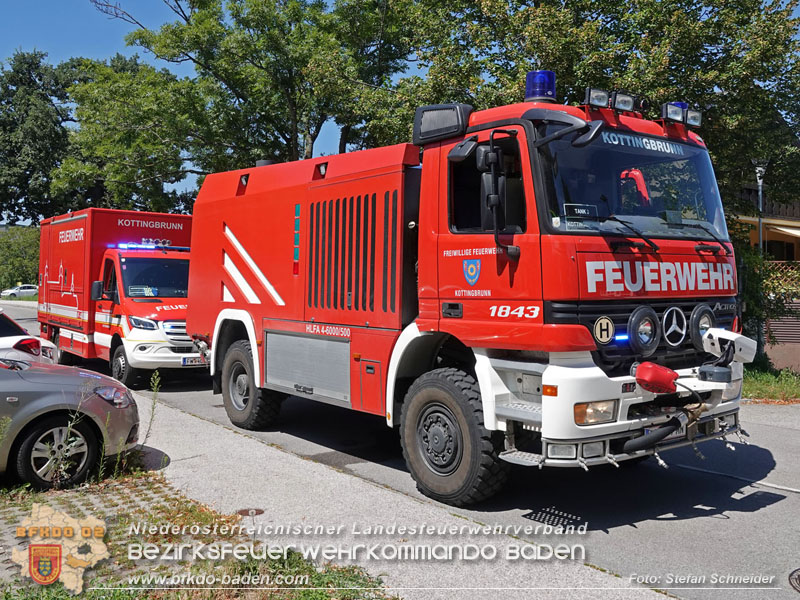 20250808_Alarmierter Brand in Kottingbrunner Wohnhausanlage  Foto: Stefan Schneider BFK BADEN