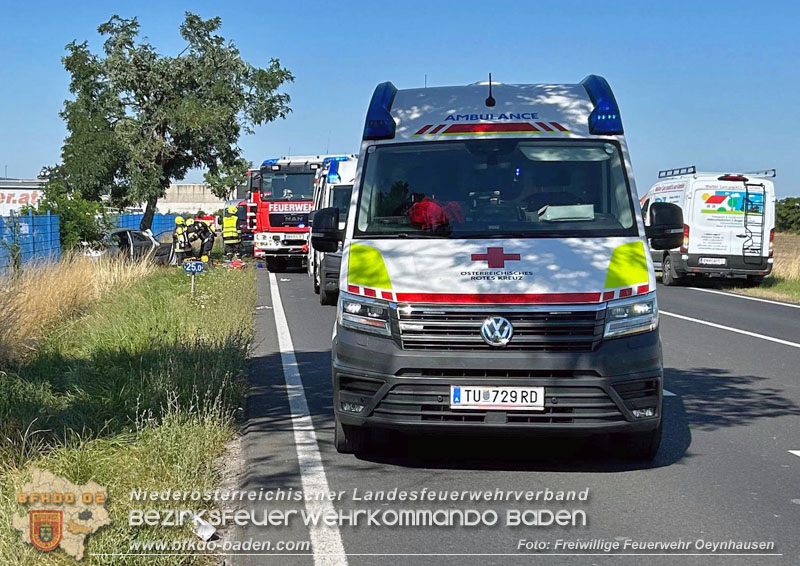 20250819_Verkehrsunfall auf der B17 zwischen Oeynhausen und Günselsdorf Foto: Freiwillige Feuerwehr Oeynhausen 20250819_Verkehrsunfall auf der B17 zwischen Oeynhausen und Günselsdorf Foto: Freiwillige Feuerwehr Oeynhausen