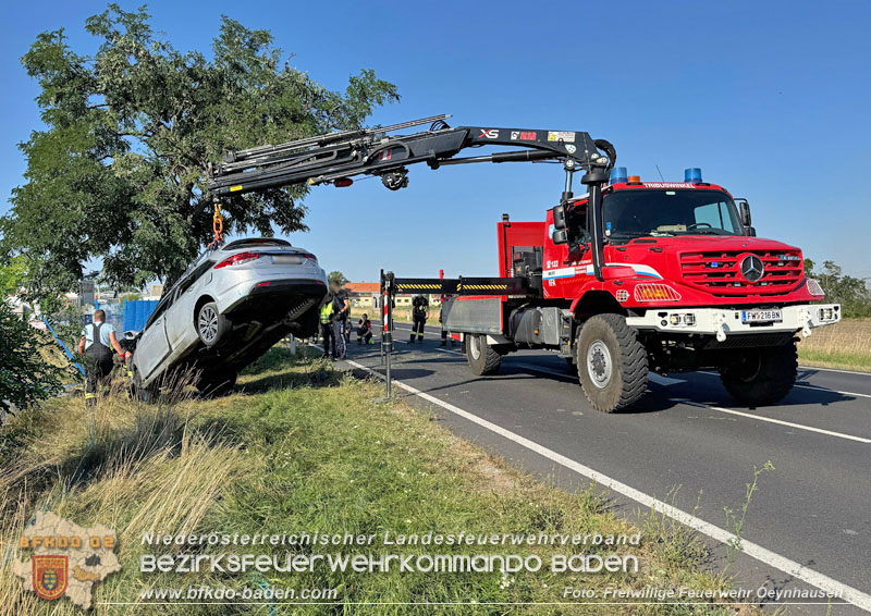 20250819_Verkehrsunfall auf der B17 zwischen Oeynhausen und Günselsdorf Foto: Freiwillige Feuerwehr Oeynhausen 20250819_Verkehrsunfall auf der B17 zwischen Oeynhausen und Günselsdorf Foto: Freiwillige Feuerwehr Oeynhausen