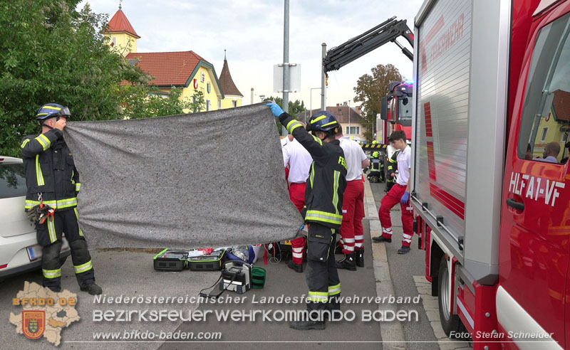 2025_08_29 Personenrettung aus Schwechat-Fluss in Baden Foto: Stefan Schneider BFKDO BADEN 2025_08_29 Personenrettung aus Schwechat-Fluss in Baden Foto: Stefan Schneider BFKDO BADEN