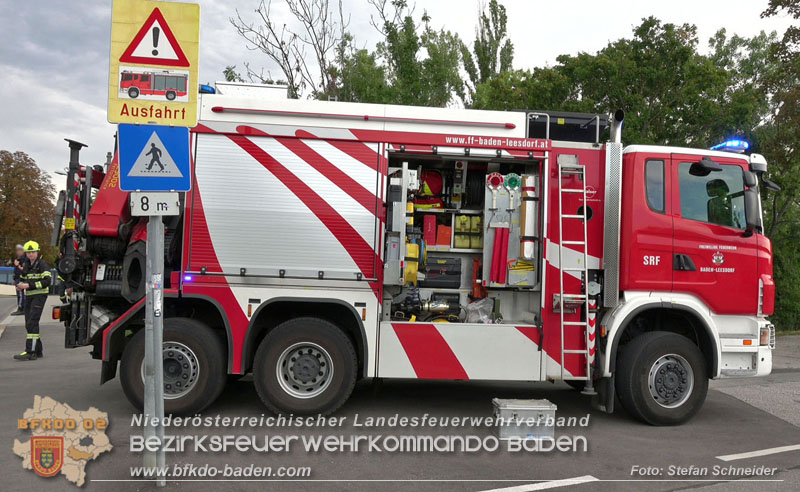 2025_08_29 Personenrettung aus Schwechat-Fluss in Baden Foto: Stefan Schneider BFKDO BADEN 2025_08_29 Personenrettung aus Schwechat-Fluss in Baden Foto: Stefan Schneider BFKDO BADEN