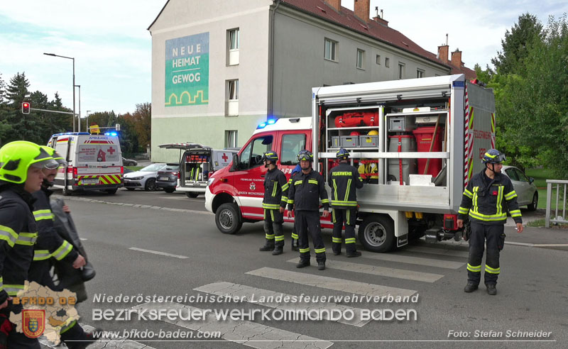 2025_08_29 Personenrettung aus Schwechat-Fluss in Baden Foto: Stefan Schneider BFKDO BADEN 2025_08_29 Personenrettung aus Schwechat-Fluss in Baden Foto: Stefan Schneider BFKDO BADEN