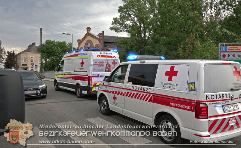 2025_08_29 Personenrettung aus Schwechat-Fluss in Baden Foto: Stefan Schneider BFKDO BADEN 2025_08_29 Personenrettung aus Schwechat-Fluss in Baden Foto: Stefan Schneider BFKDO BADEN