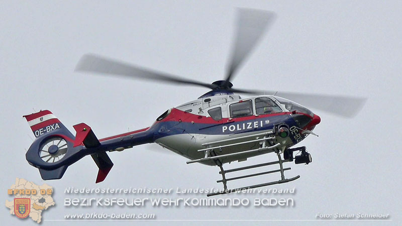 20250902_Pkw kollidiert mit Triebwagen der Aspangbahn in Guenselsdorf   Foto: Stefan Schneider BFKDO BADEN