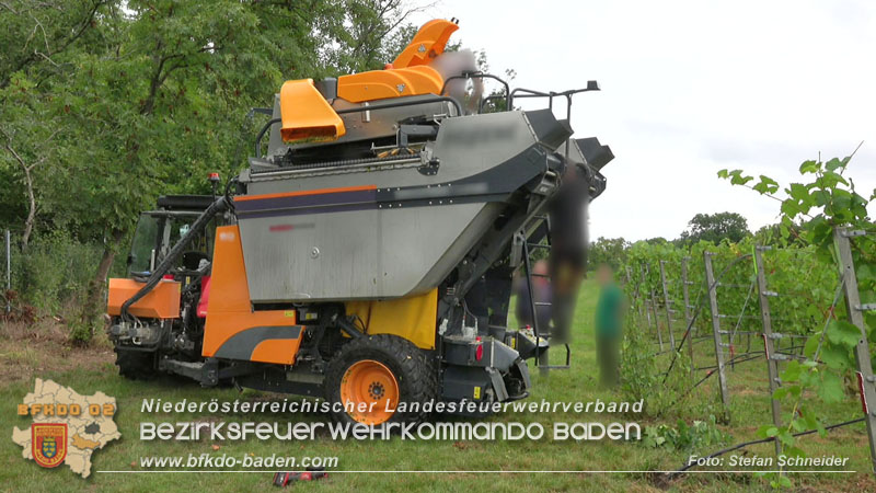 20250910_Arbeiter in Erntemaschine eingeklemmt Foto: Stefan Schneider BFKDO BADEN 20250910_Arbeiter in Erntemaschine eingeklemmt Foto: Stefan Schneider BFKDO BADEN