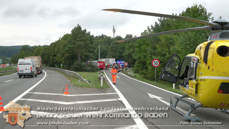 20250910_Verkehrsunfall auf der A21 mit tödlichem Ausgang Foto: Stefan Schneider BFKDO BADEN 20250910_Verkehrsunfall auf der A21 mit tödlichem Ausgang Foto: Stefan Schneider BFKDO BADEN