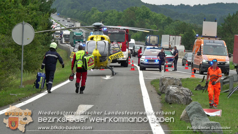 20250910_Verkehrsunfall auf der A21 mit tödlichem Ausgang Foto: Stefan Schneider BFKDO BADEN 20250910_Verkehrsunfall auf der A21 mit tödlichem Ausgang Foto: Stefan Schneider BFKDO BADEN