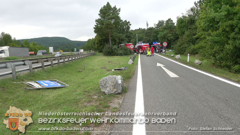 20250910_Verkehrsunfall auf der A21 mit tödlichem Ausgang Foto: Stefan Schneider BFKDO BADEN 20250910_Verkehrsunfall auf der A21 mit tödlichem Ausgang Foto: Stefan Schneider BFKDO BADEN