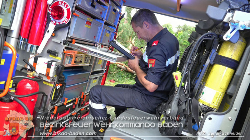 20250910_Verkehrsunfall auf der A21 mit tödlichem Ausgang Foto: Stefan Schneider BFKDO BADEN 20250910_Verkehrsunfall auf der A21 mit tödlichem Ausgang Foto: Stefan Schneider BFKDO BADEN
