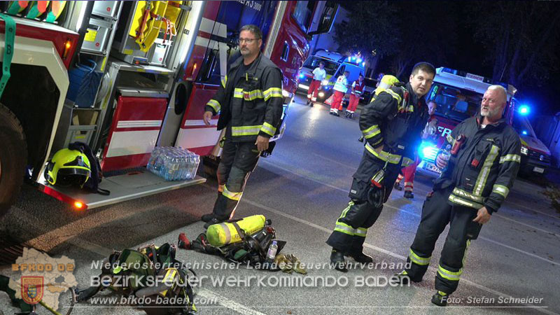 20250921_Nächtlicher Brand in Baden Ortsteil Leesdorf Foto: Stefan Schneider BFKDO BADEN 20250921_Nächtlicher Brand in Baden Ortsteil Leesdorf Foto: Stefan Schneider BFKDO BADEN