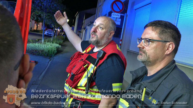 20250921_Nächtlicher Brand in Baden Ortsteil Leesdorf Foto: Stefan Schneider BFKDO BADEN 20250921_Nächtlicher Brand in Baden Ortsteil Leesdorf Foto: Stefan Schneider BFKDO BADEN