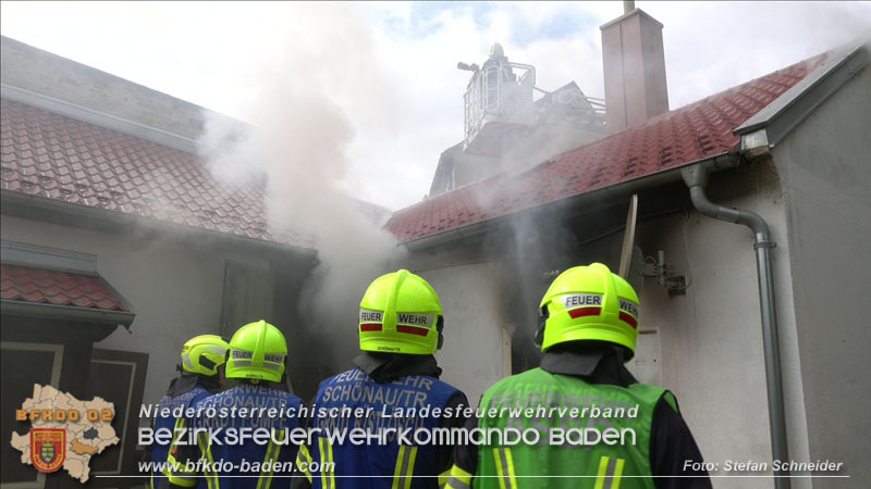 20251012_Wohnhausbrand in Schönau fordert Einsatzkräfte  Foto: Stefan Schneider BFKDO BADEN