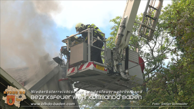 20251012_Wohnhausbrand in Schönau fordert Einsatzkräfte  Foto: Stefan Schneider BFKDO BADEN