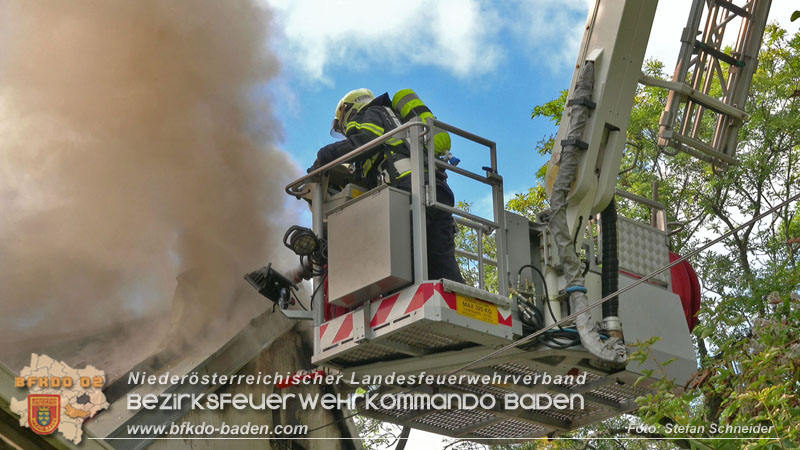 20251012_Wohnhausbrand in Schönau fordert Einsatzkräfte  Foto: Stefan Schneider BFKDO BADEN