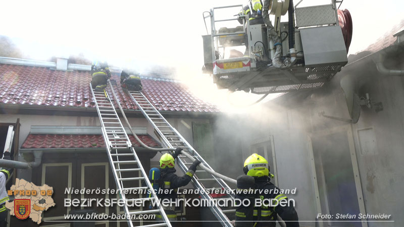 20251012_Wohnhausbrand in Schönau fordert Einsatzkräfte Foto: Stefan Schneider BFKDO BADEN