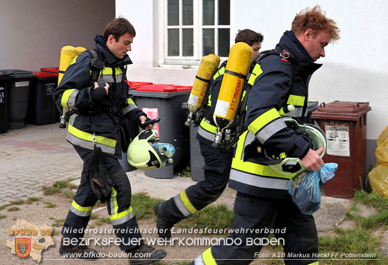 20251017_CO-Alarm in Dachgeschoßwohnung in Pottenstein  Foto: ASB Markus Hackl FF Pottenstein