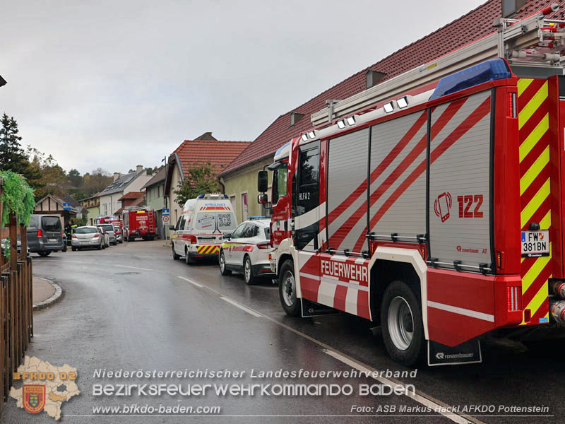 20251026_Gebäudebrand in Lindabrunn  Foto: ASB Markus Hackl