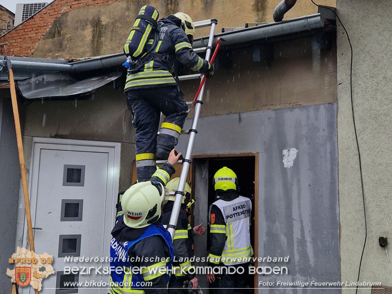 20251026_Gebäudebrand in Lindabrunn  Foto: FF Lindabrunn