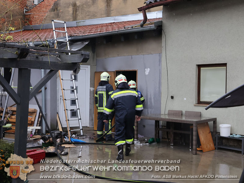 20251026_Gebäudebrand in Lindabrunn  Foto: ASB Markus Hackl