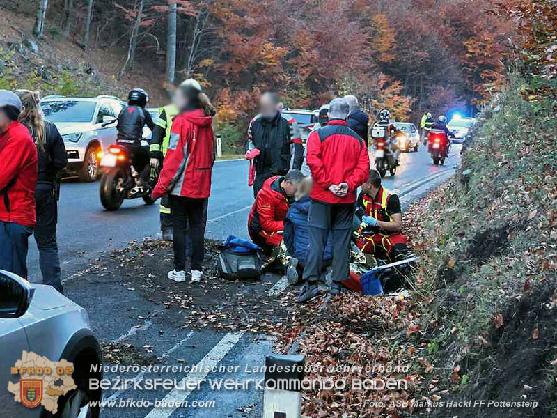20251101_Zwei Motorradunfälle zu Allerheiligen auf der L138 Foto: ASB Markus Hackl 20251101_Zwei Motorradunfälle zu Allerheiligen auf der L138 Foto: ASB Markus Hackl