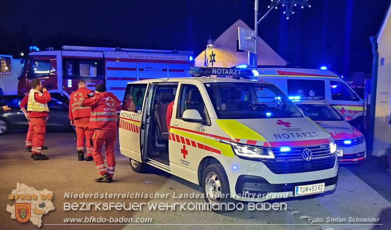 20251108_Küchenbrand in einem Restaurant in Tribuswinkel   Foto: Stefan Schneider BFKDO BADEN