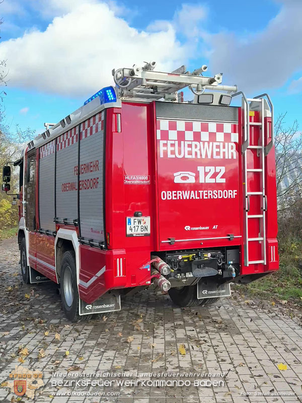 20251118_Notwasserversorgung für Pferde eines Reitstalls in Oberwaltersdorf   Foto: Stefan  Schneider BFKDO BADEN