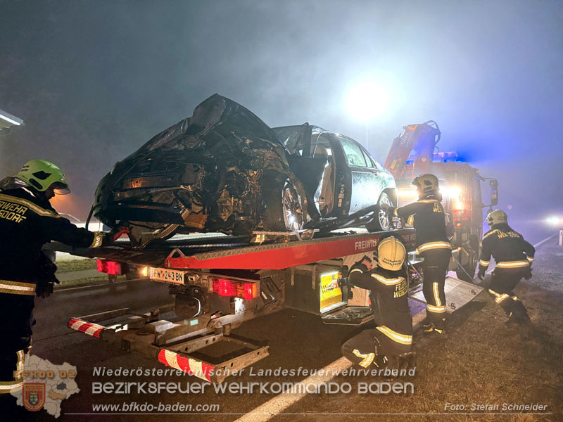 20251208_Frontalzusammenstoß auf der B60 zwsichen Unterwaltersdorf und Weigelsdorf Foto: Stefan Schneider BFKDO BADEN