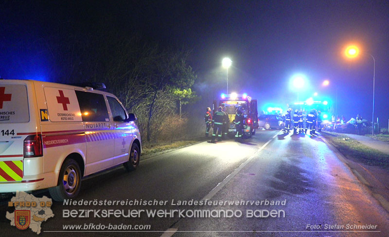 20251208_Frontalzusammenstoß auf der B60 zwsichen Unterwaltersdorf und Weigelsdorf Foto: Stefan Schneider BFKDO BADEN