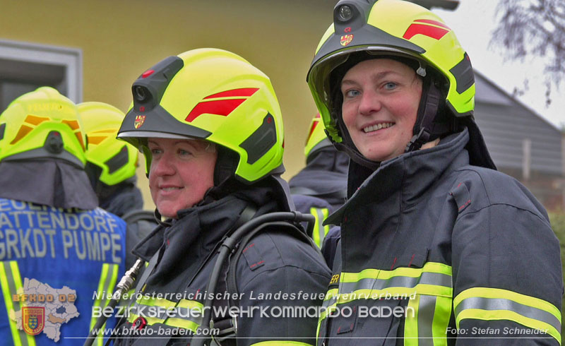 20251221_Chemische Reaktion löste Brand aus in Tattendorf Foto: Stefan Schneider BFKDO BADEN 20251221_Chemische Reaktion löste Brand aus in Tattendorf Foto: Stefan Schneider BFKDO BADEN