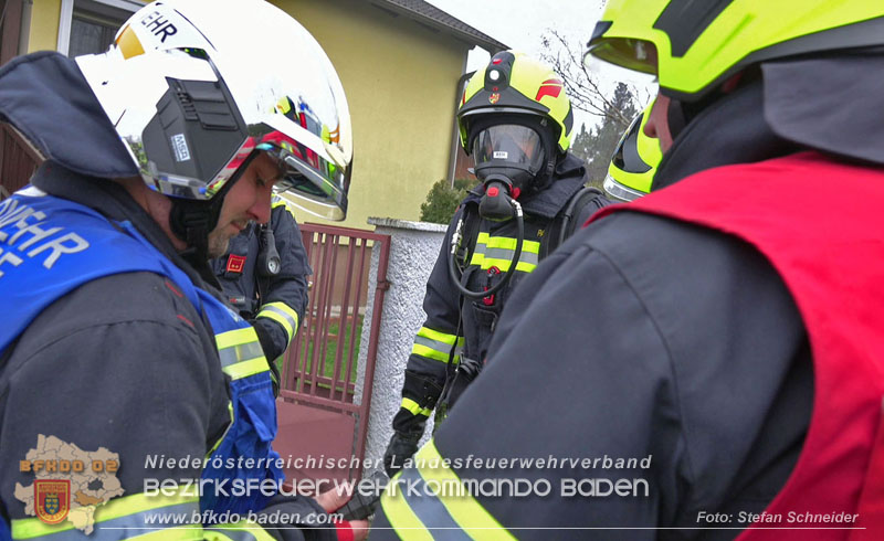 20251221_Chemische Reaktion löste Brand aus in Tattendorf Foto: Stefan Schneider BFKDO BADEN 20251221_Chemische Reaktion löste Brand aus in Tattendorf Foto: Stefan Schneider BFKDO BADEN