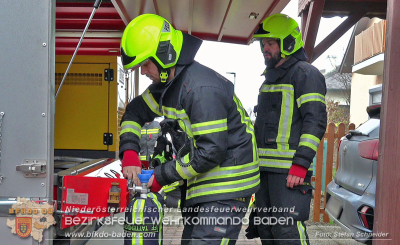 20251221_Chemische Reaktion löste Brand aus in Tattendorf Foto: Stefan Schneider BFKDO BADEN 20251221_Chemische Reaktion löste Brand aus in Tattendorf Foto: Stefan Schneider BFKDO BADEN